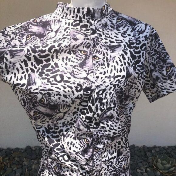 Tiger Print Unisex Romper With Elastic Waist - Picture 9 of 16